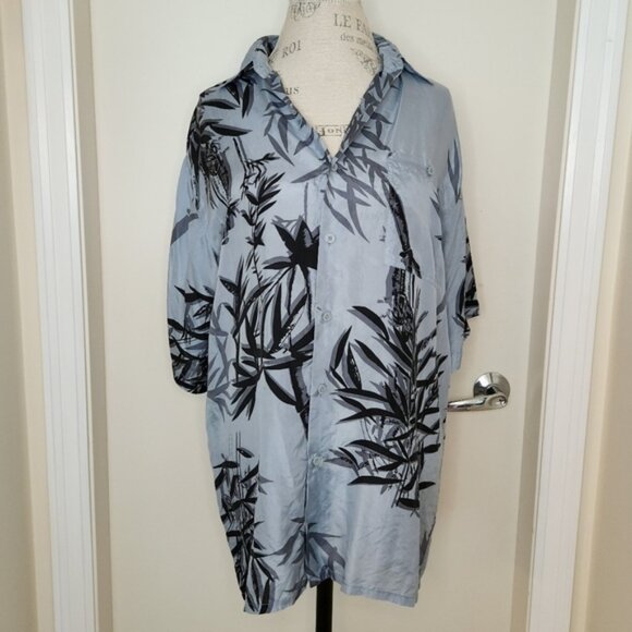 Vintage silk Hawaiian short sleeve shirt - Picture 1 of 6